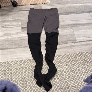 ALO Yoga Charcoal and Black Goddess Leggings